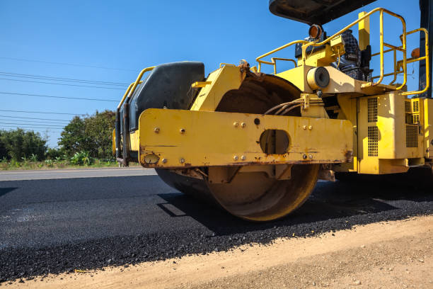 Best Driveway Paving Contractor  in Mound, MN